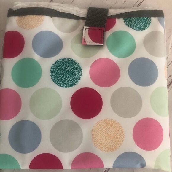 Thirty-One baby changing pad bnwt polka dots - Picture 4 of 5
